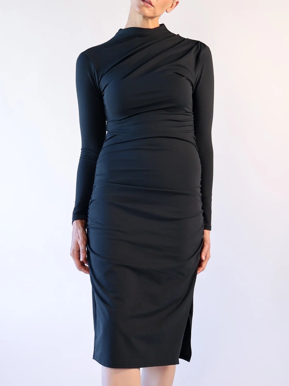 Long Sleeve Black Ruched Midi Dress